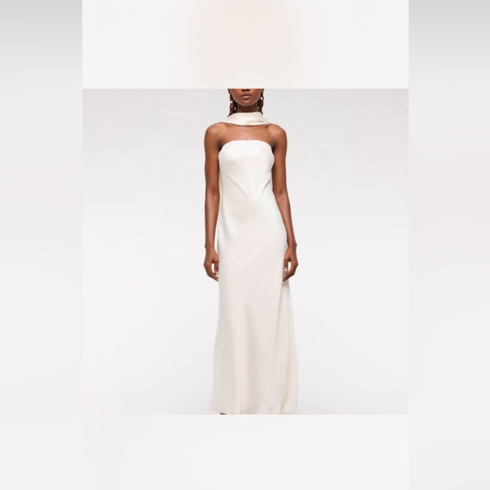 The A&F Julia Slip Strapless Maxi Dress no scarf in cream size small